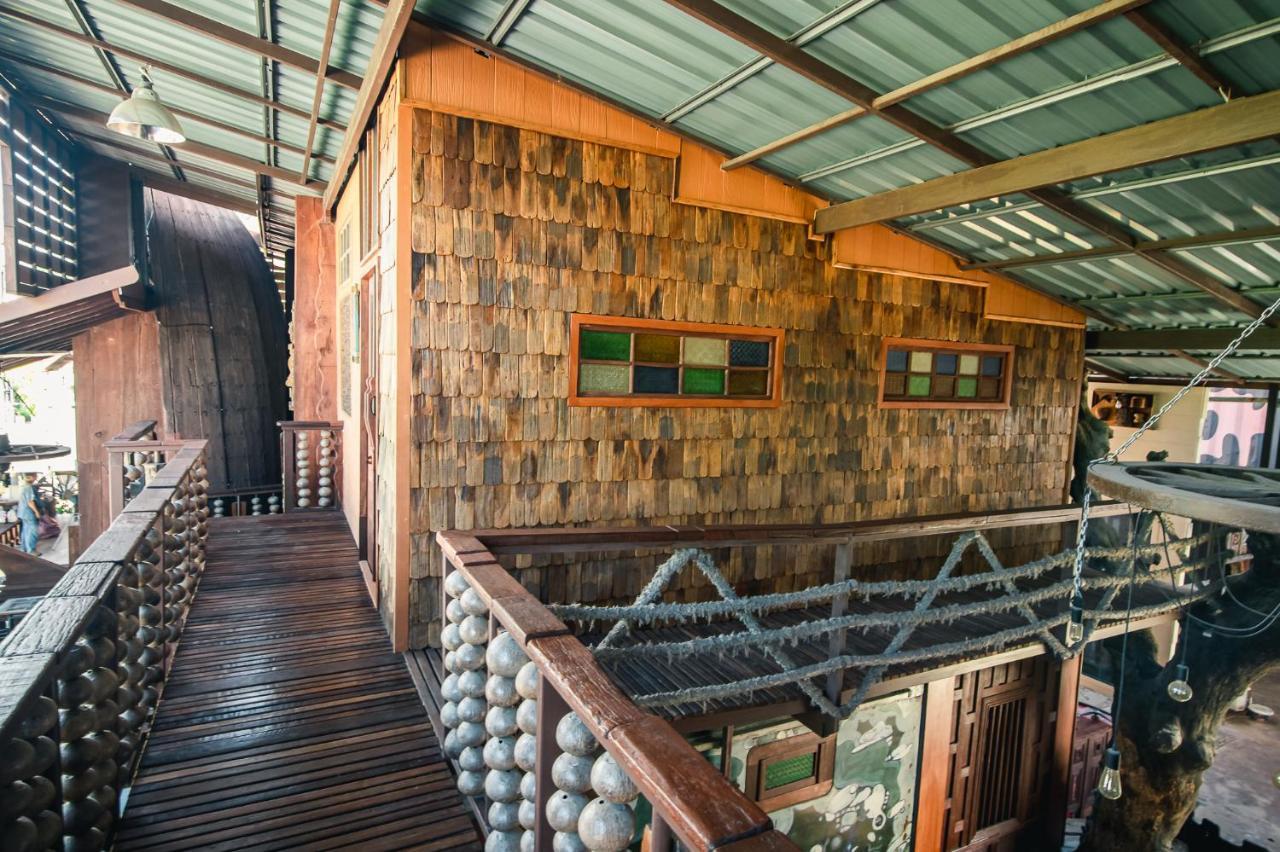 Suankaew​ Art​ Hostel​ Chonburi Eksteriør bilde