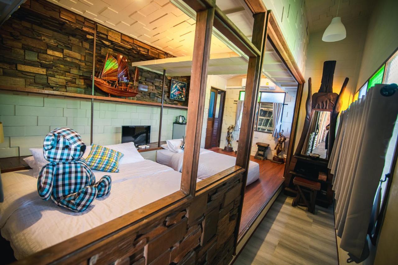 Suankaew​ Art​ Hostel​ Chonburi Eksteriør bilde