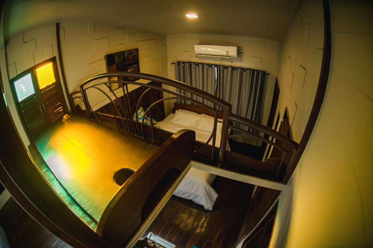 Suankaew​ Art​ Hostel​ Chonburi Eksteriør bilde